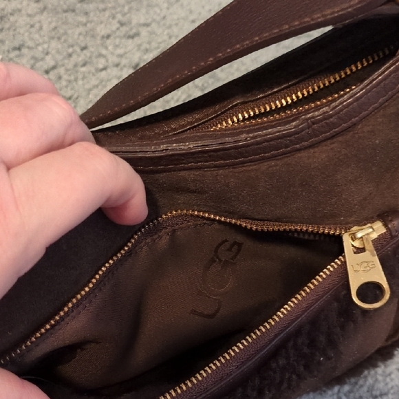 💋UGG Brown Shearling Shoulder Bag - Picture 5 of 9